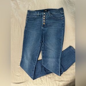 Express button fly, skinny jeans
